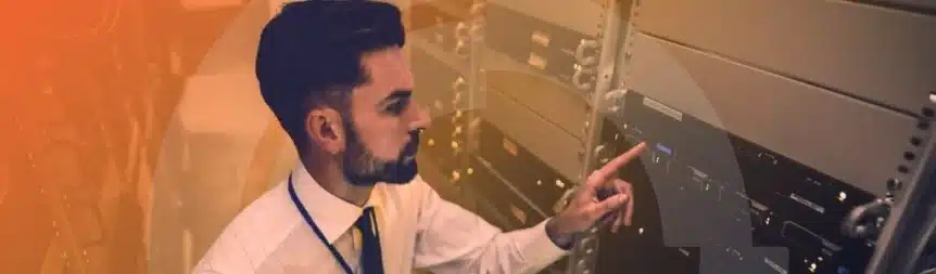 Business Guide Step 1 banner - Man in data room